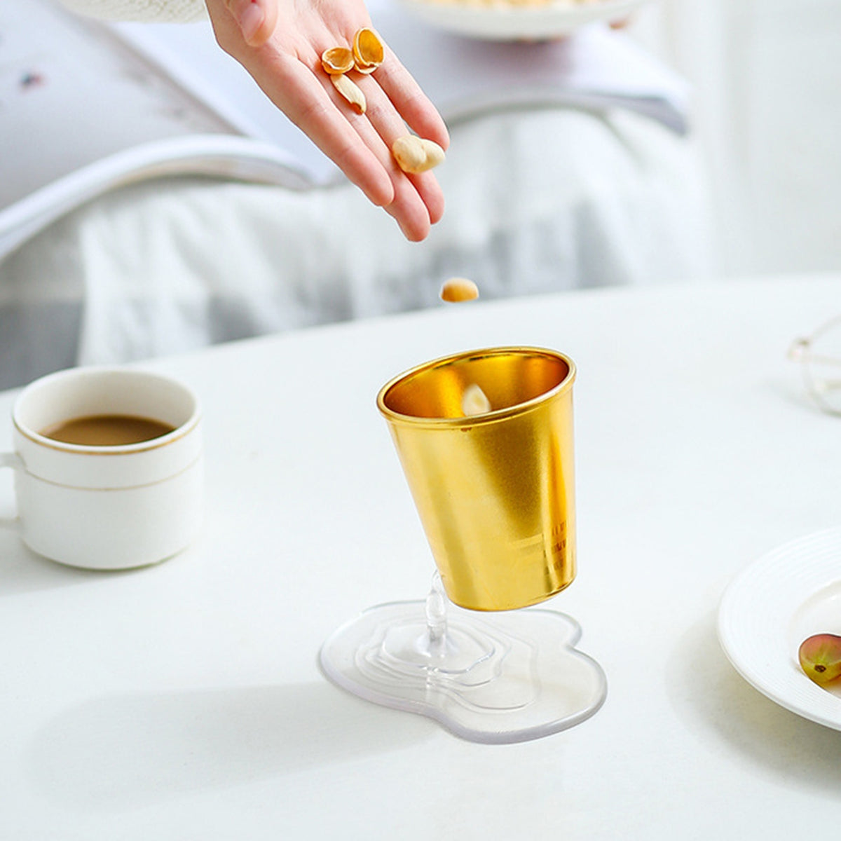 Suspended Multipurpose Holder