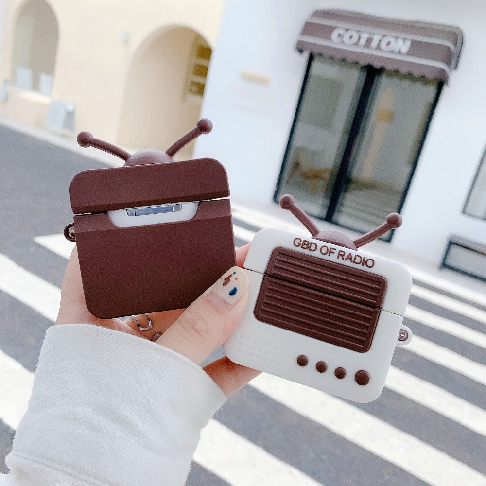 Old-school Radio Airpods Case Cover