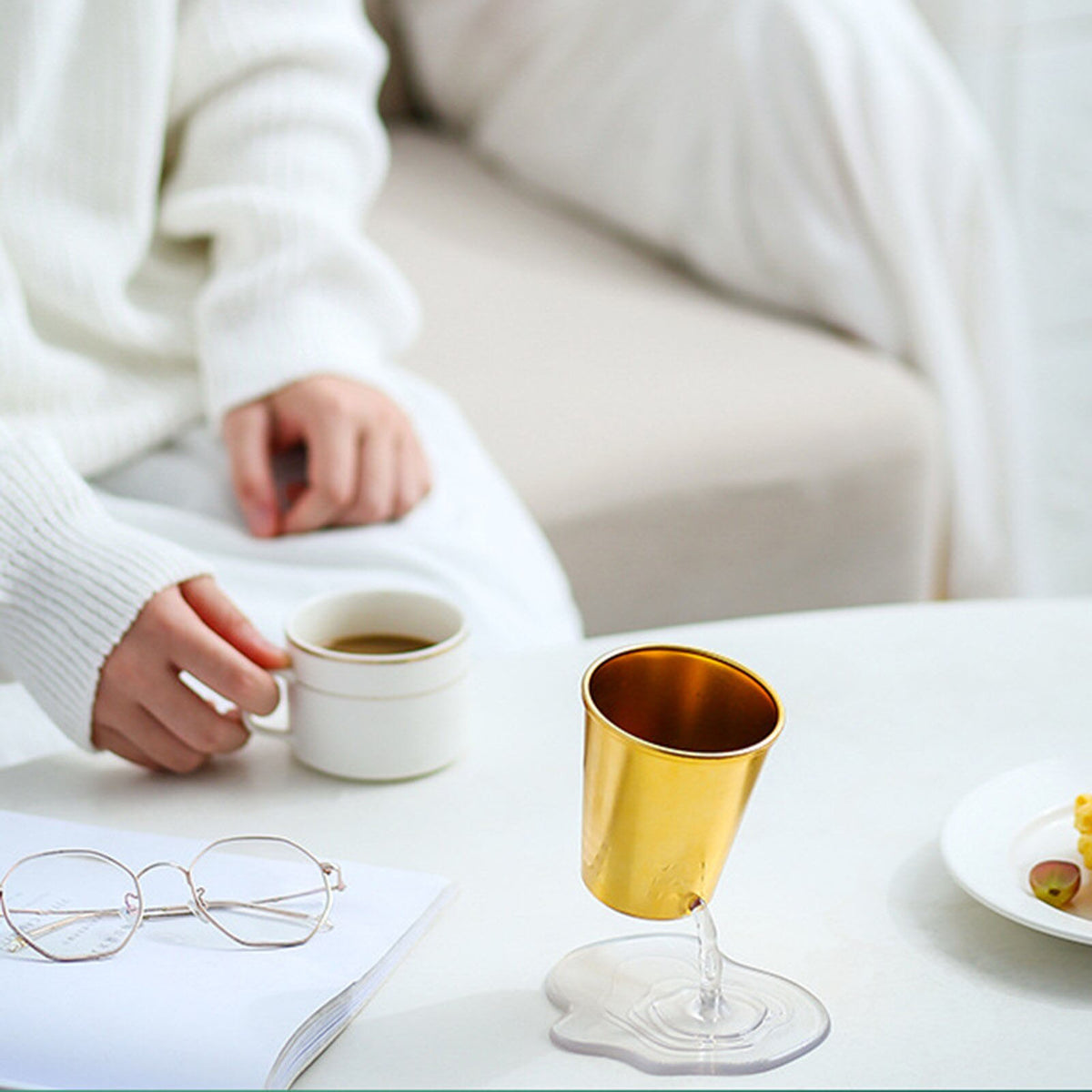 Suspended Multipurpose Holder